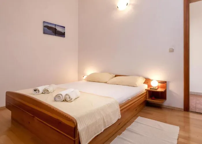 Апартаменты Dolac Side - Two Bedroom 2