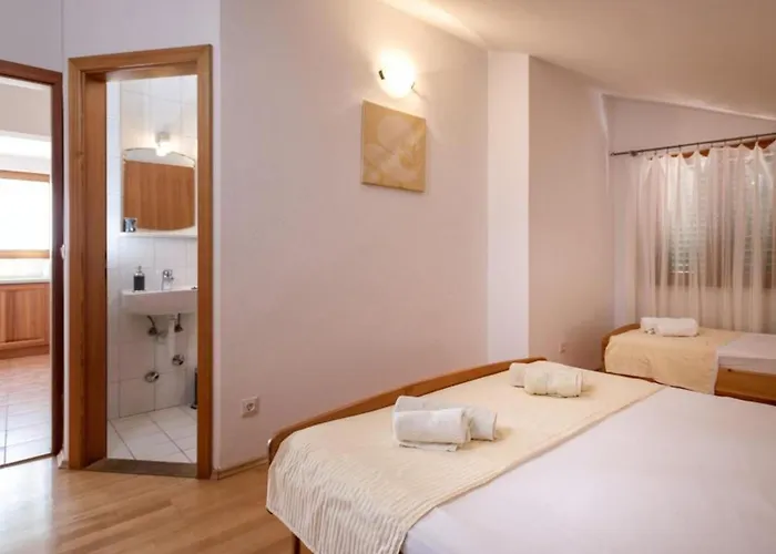 Dolac Side - Two Bedroom 2 * Хвар