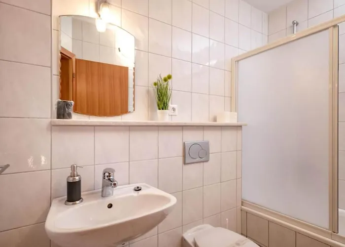 Apartment Dolac Side - Two Bedroom 2 *